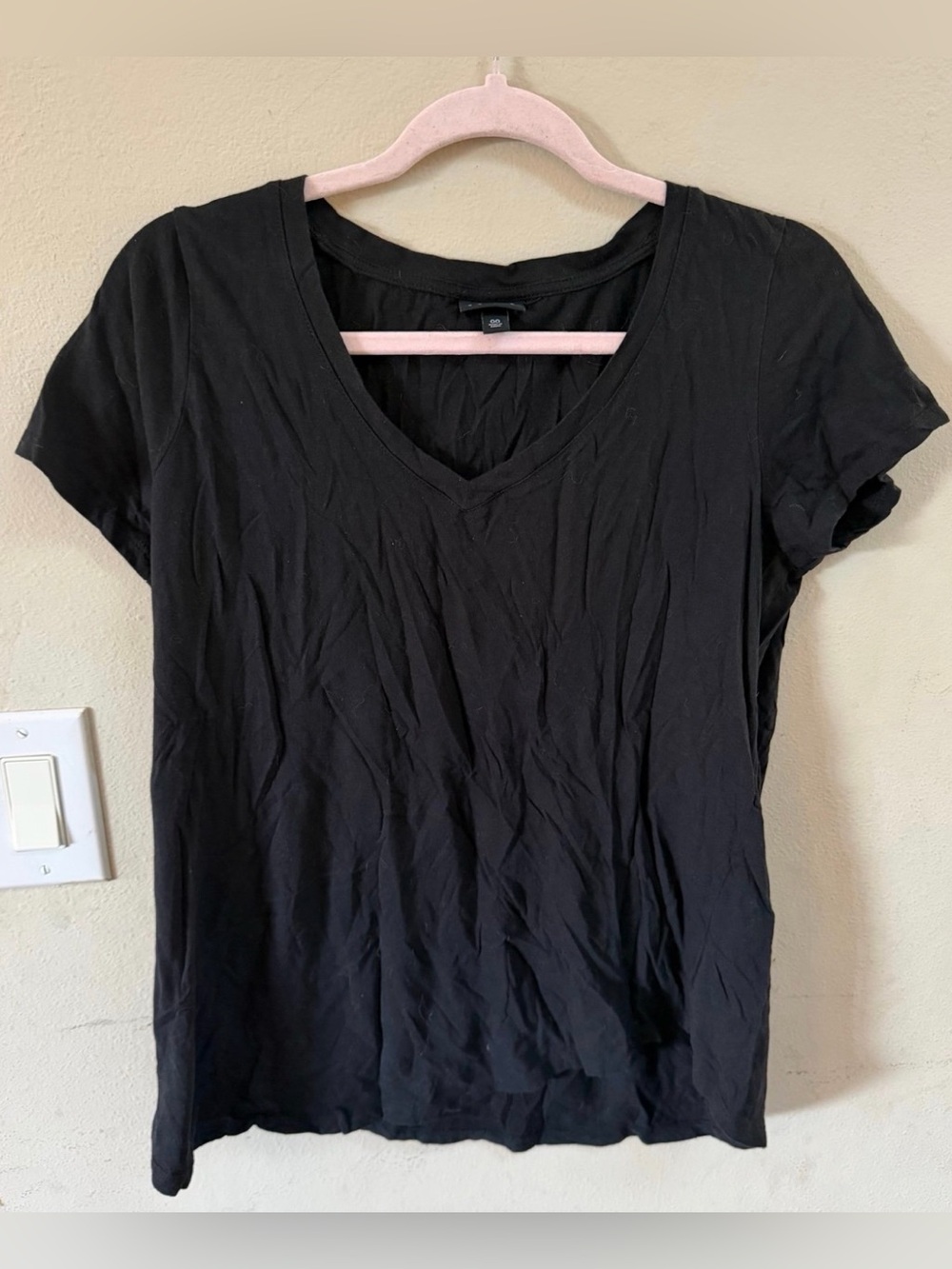 Classic Black V-Neck Women’s Tee torrid size 00